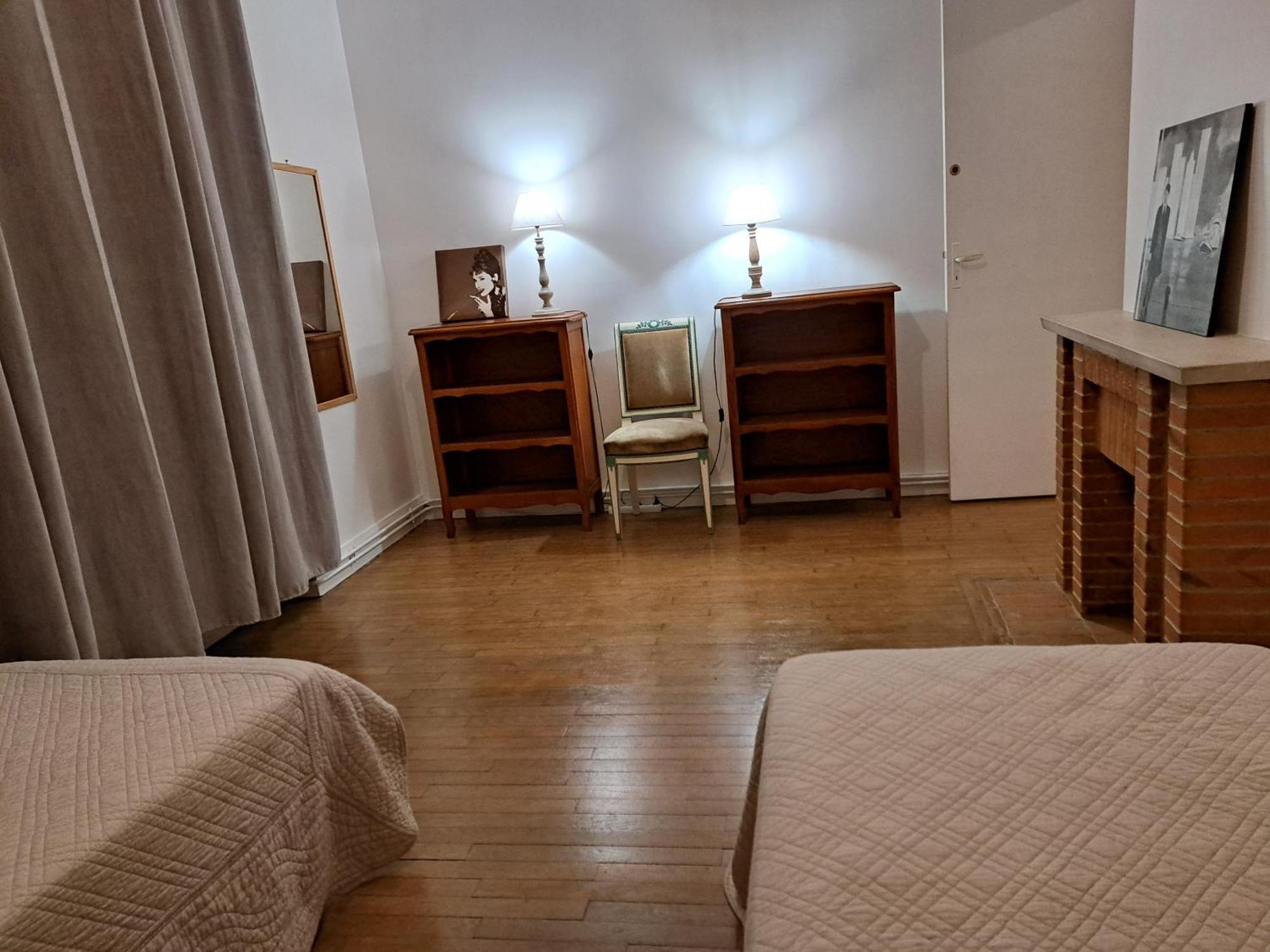 Charmant Appartement Au Pied Du Chateau Gien Værelse billede