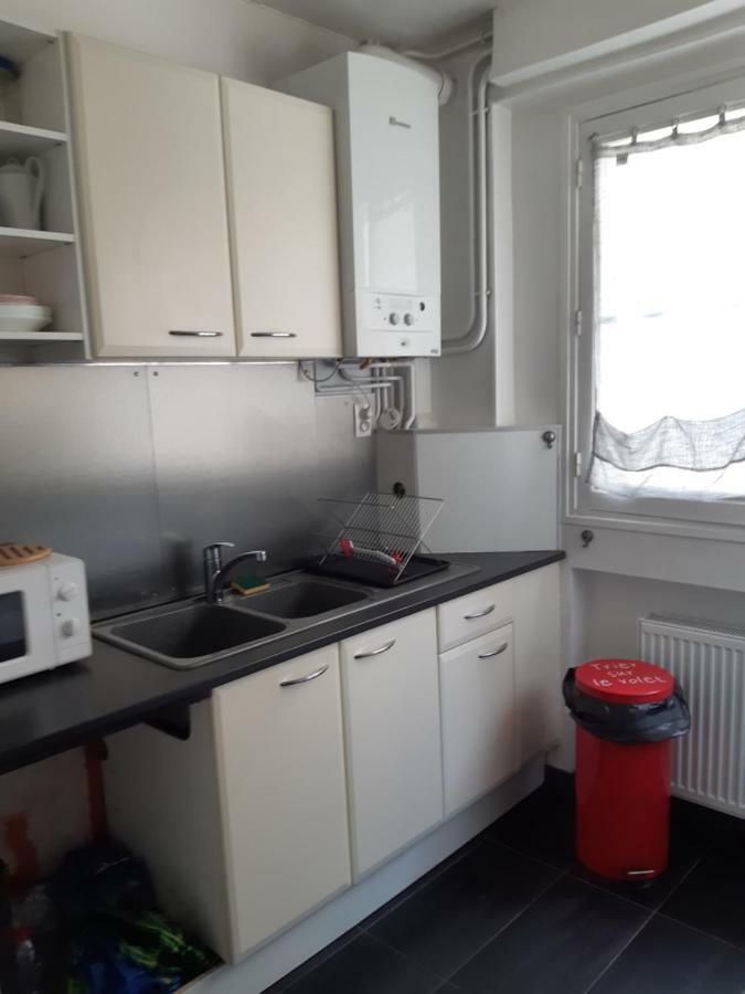 Charmant Appartement Au Pied Du Chateau Gien Eksteriør billede
